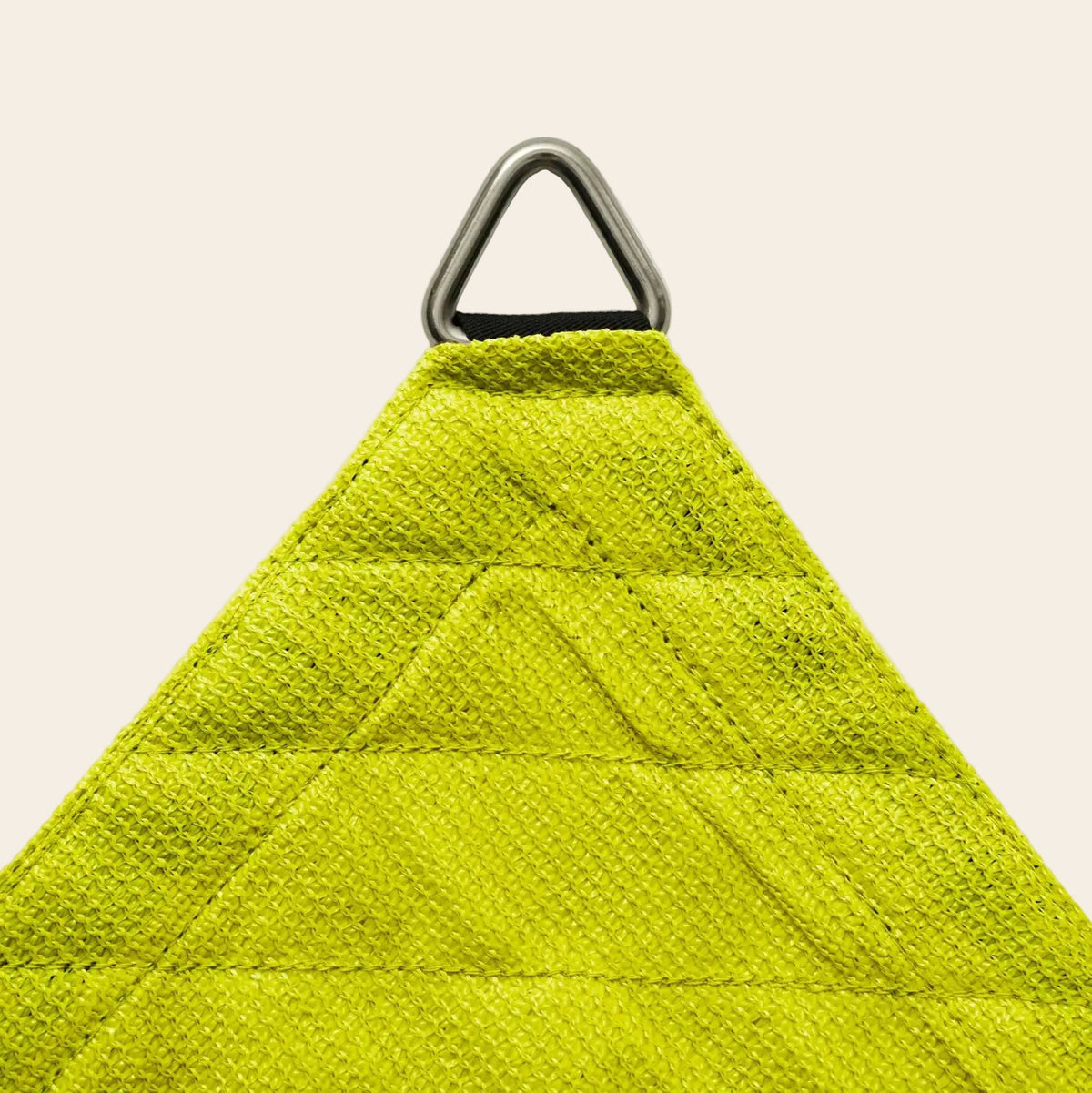 Voile d’ombrage triangulaire HDPE respirante anti-UV pour terrasse et jardin